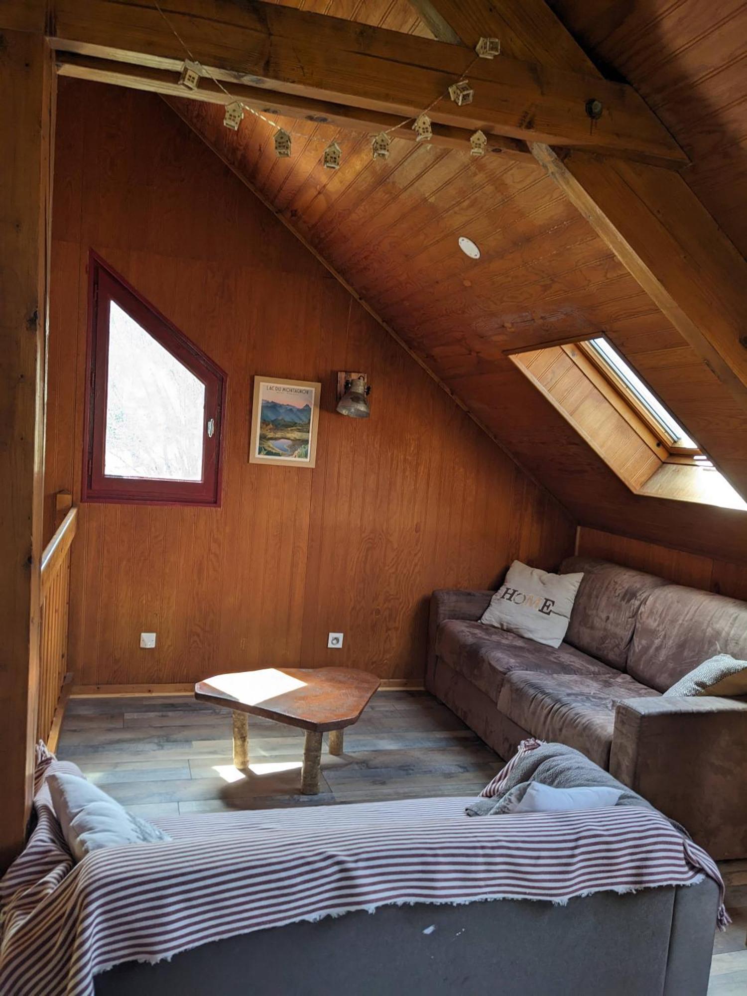 Les Chalets De La Foret D'Issaux Osse-en-Aspe Luaran gambar