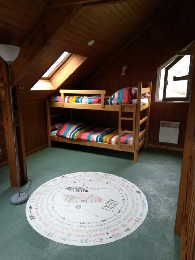 Les Chalets De La Foret D'Issaux Osse-en-Aspe Luaran gambar